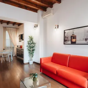 Appartement Charming Brera - Madonnina, Milan