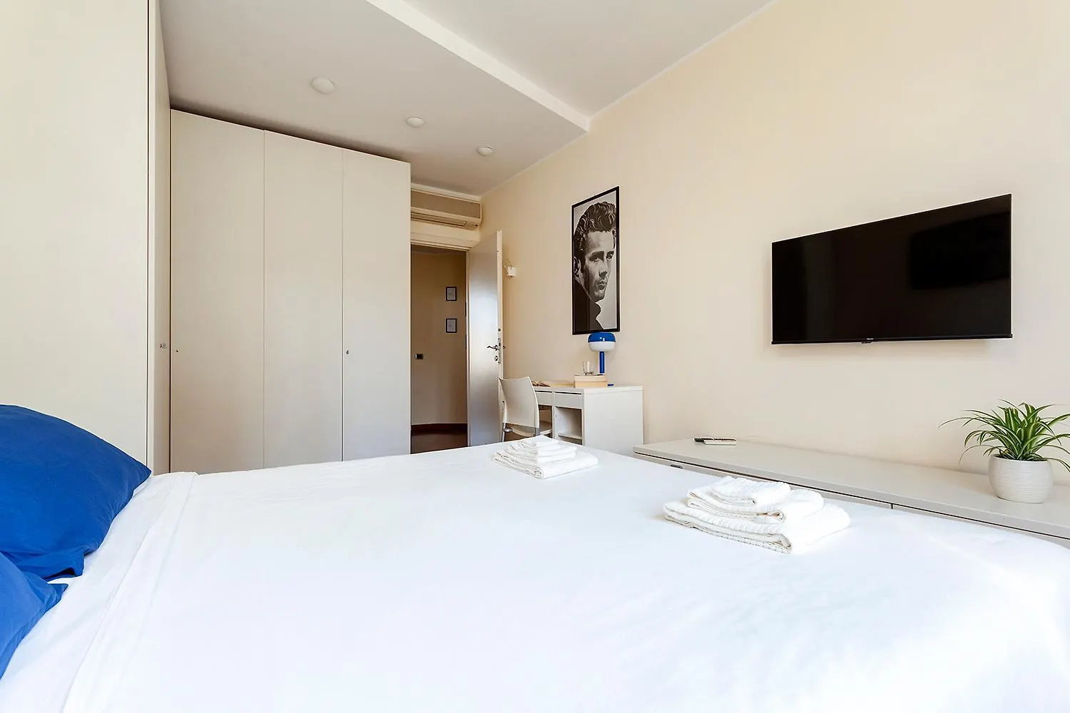 Bellezza14 - Appartamento Porta Romana / Bocconi Milan